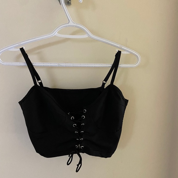 Black lace up going out top - Picture 2 of 2